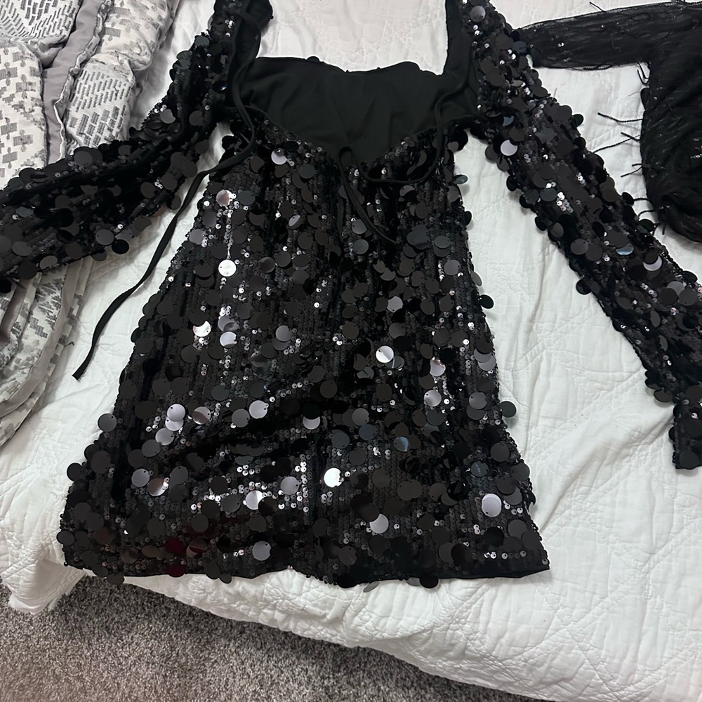 SHEIN Black Sequin Backless Dress